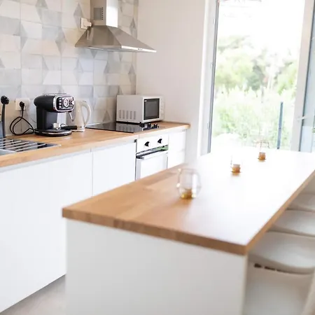 Apartment M *